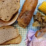 תוכלו לגוון עם "פיתה זעתר" או קלח תירס את מקור הפחמימה