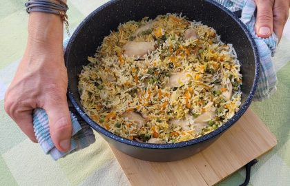 ארוחה בסיר אחד: פרגית עוף עם אורז ירוק